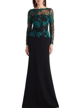 New Tadashi Shoji Floral Lace Embroidery Long Sleeve Gown In Emerald/ Black 10